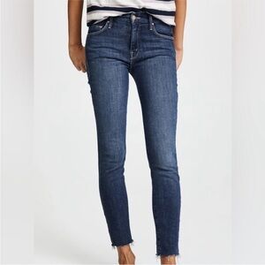 Mother Denim Looker Ankle Fray in Girl Crush